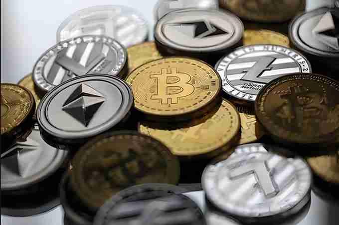 美国银行CEO Brian Moynihan:可能推出与美元存款挂钩的稳定币BofA coins